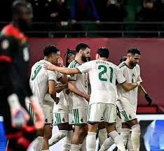 反诈细节：识别非法博彩 App 中的“提现门槛”逻辑——为什么你总是差 1 分钱才能提现？（反诈洞察：解析非法博彩App的提现门槛套路——为何你总差1分钱才能提现？）